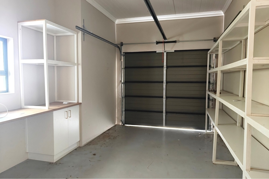 2 Bedroom Property for Sale in Moorreesburg Western Cape